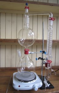 Large 2 Litre Glass Essential Oil Still Distillation Kit