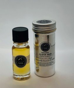 Organic Clove Bud Essential Oil (Eugenia caryophyllus)