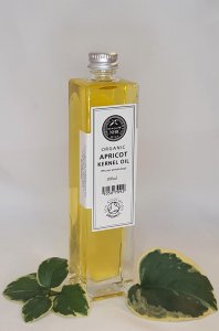 Organic Apricot Kernel Oil (Prunus armeniaca)