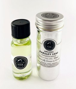 *NEW* Organic Parsley Leaf Essential Oil (Petroselinum sativum)